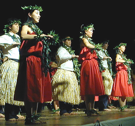 8-six-dancers2-1366